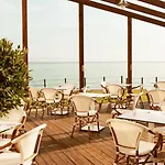 Sunprime Miramare Beach ホテル